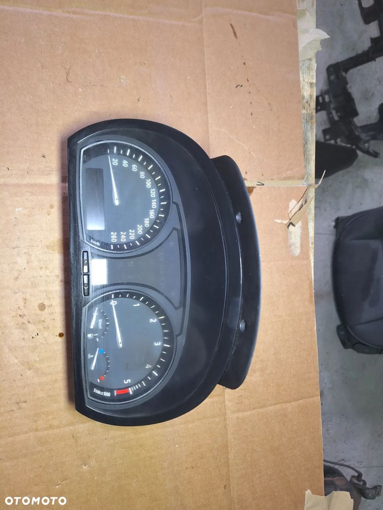 BMW X3 I E83 03-10r licznik zegar 1024680