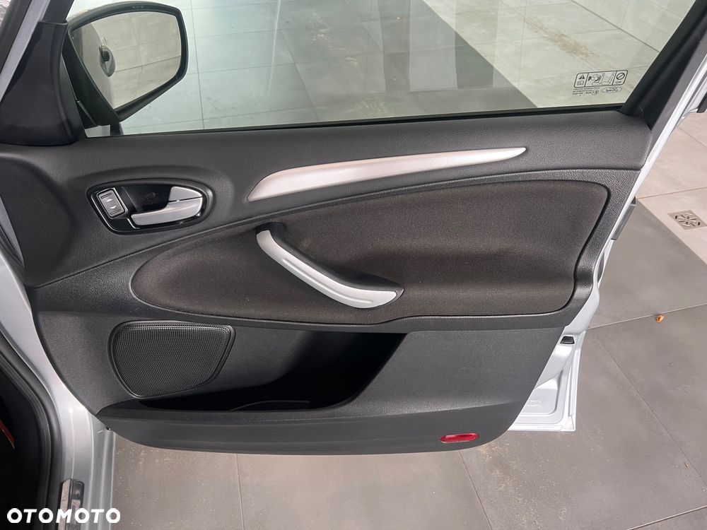 Ford Galaxy 2.0 TDCi Platinium X - 28