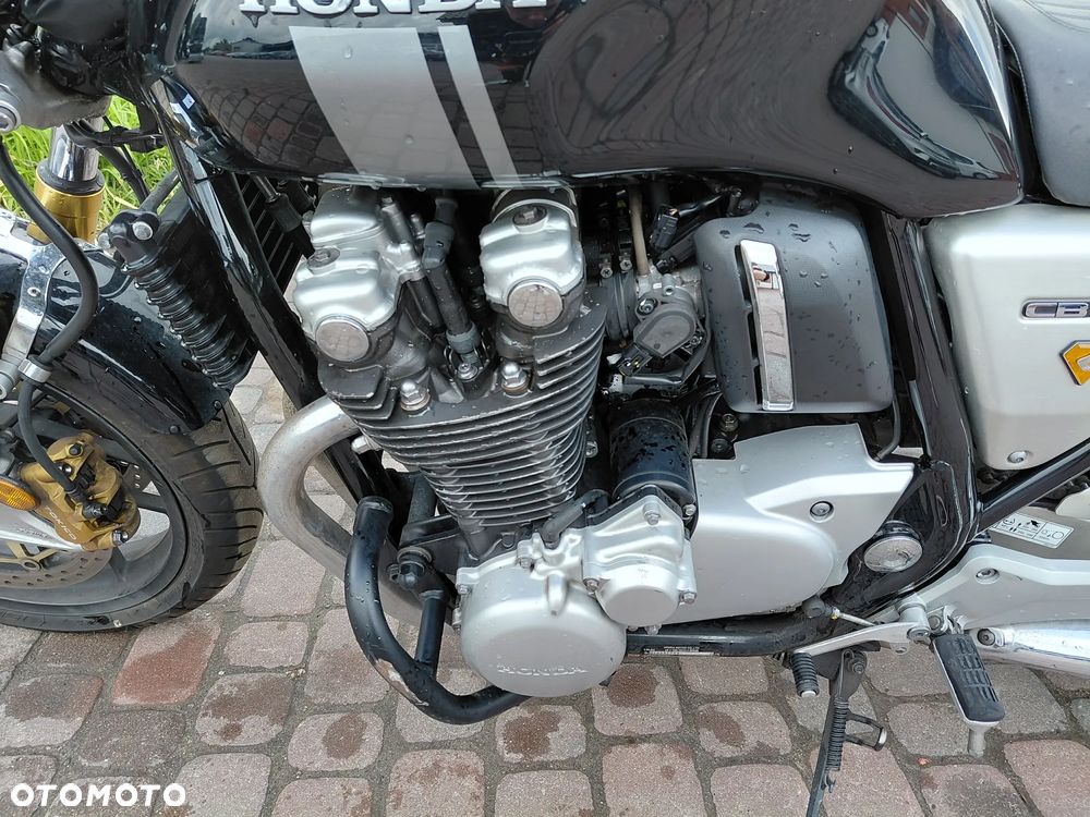 Honda CB - 15