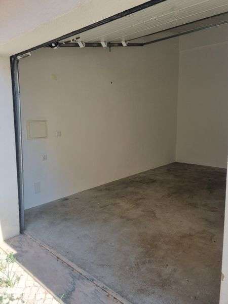 Alugo garagem box - Grande imagem: 2/4
