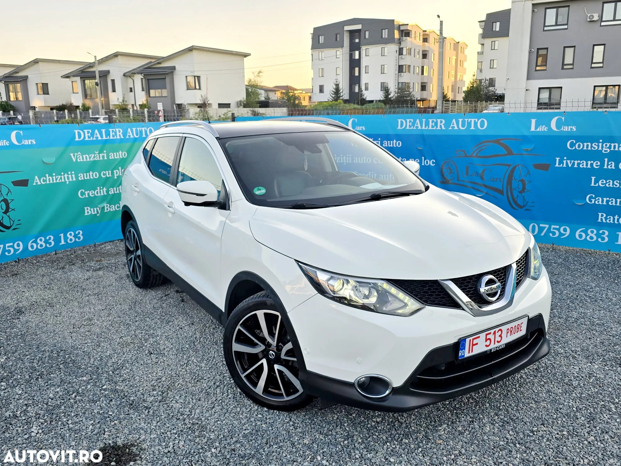 Nissan Qashqai 1.6 DCI Xtronic TEKNA - 13