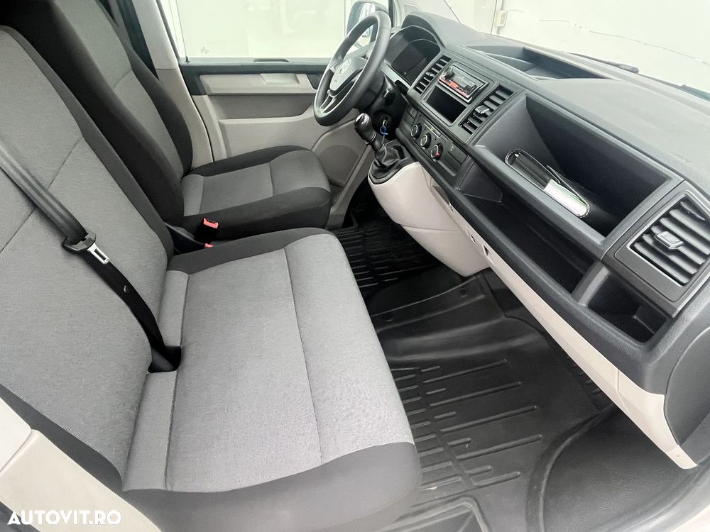 Volkswagen Transporter - 9