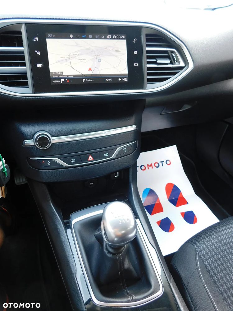 Peugeot 308 SW 1.5 BlueHDi Active S&S - 13