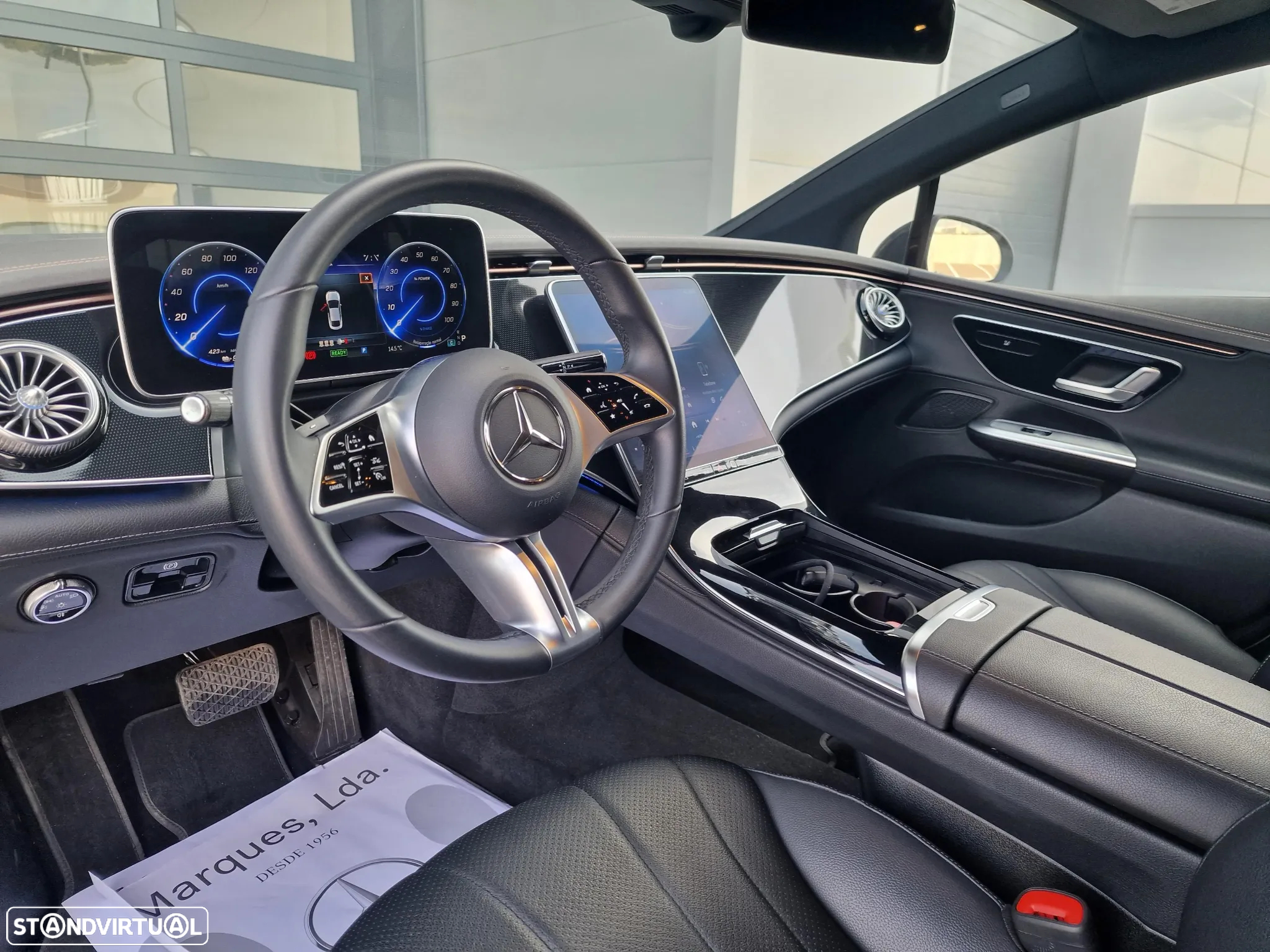 Mercedes-Benz EQE 350 - 13