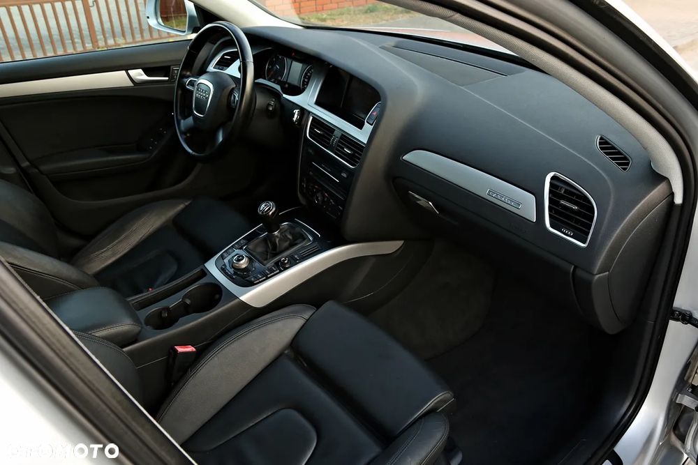 Audi A4 Allroad 2.0 TDI Quattro - 22