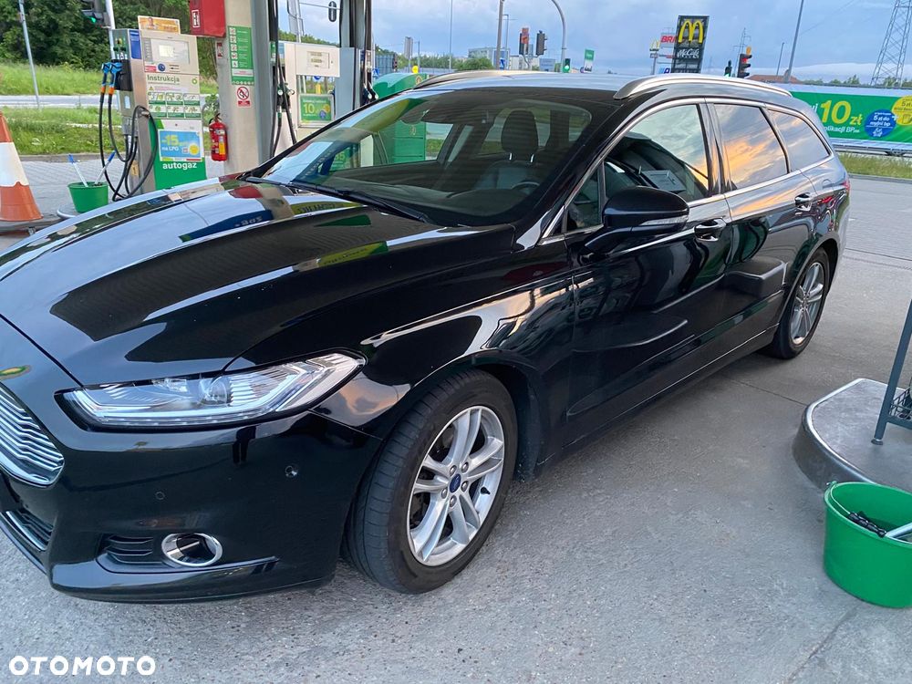 Ford Mondeo 2.0 TDCi Bi-Turbo Titanium PowerShift - 2