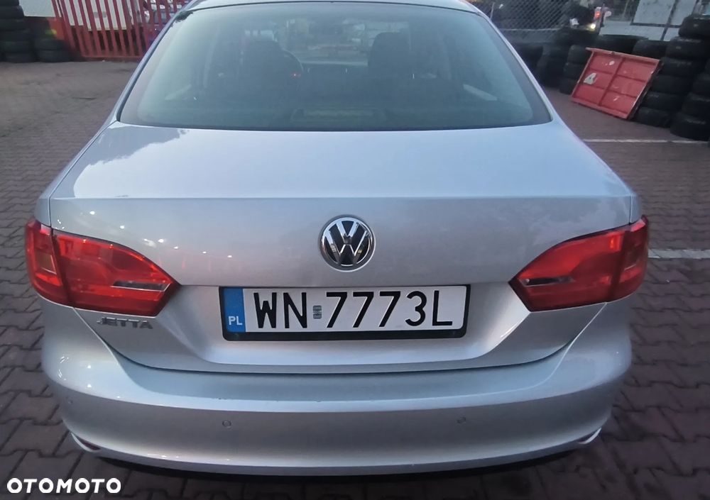 Volkswagen Jetta 1.4 TSI Comfortline - 4