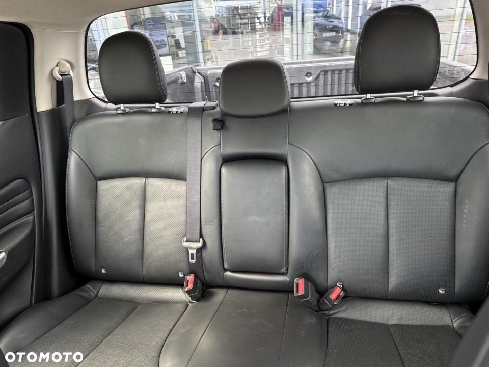 Mitsubishi L200 - 20