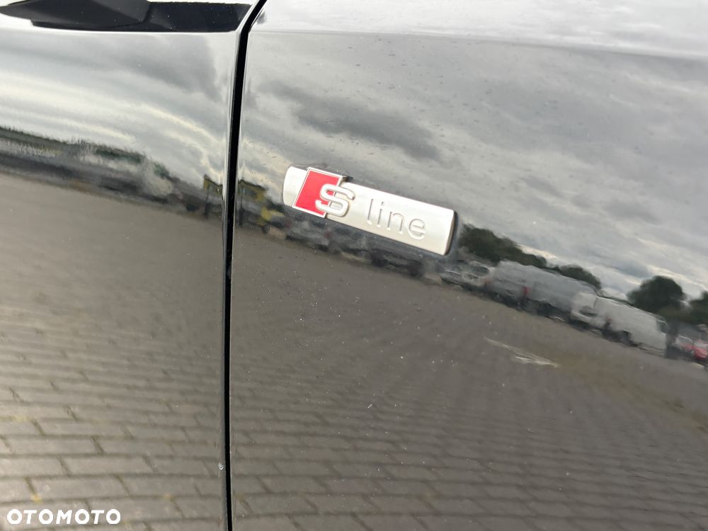 Audi Q3 35 TDI S tronic S line - 22