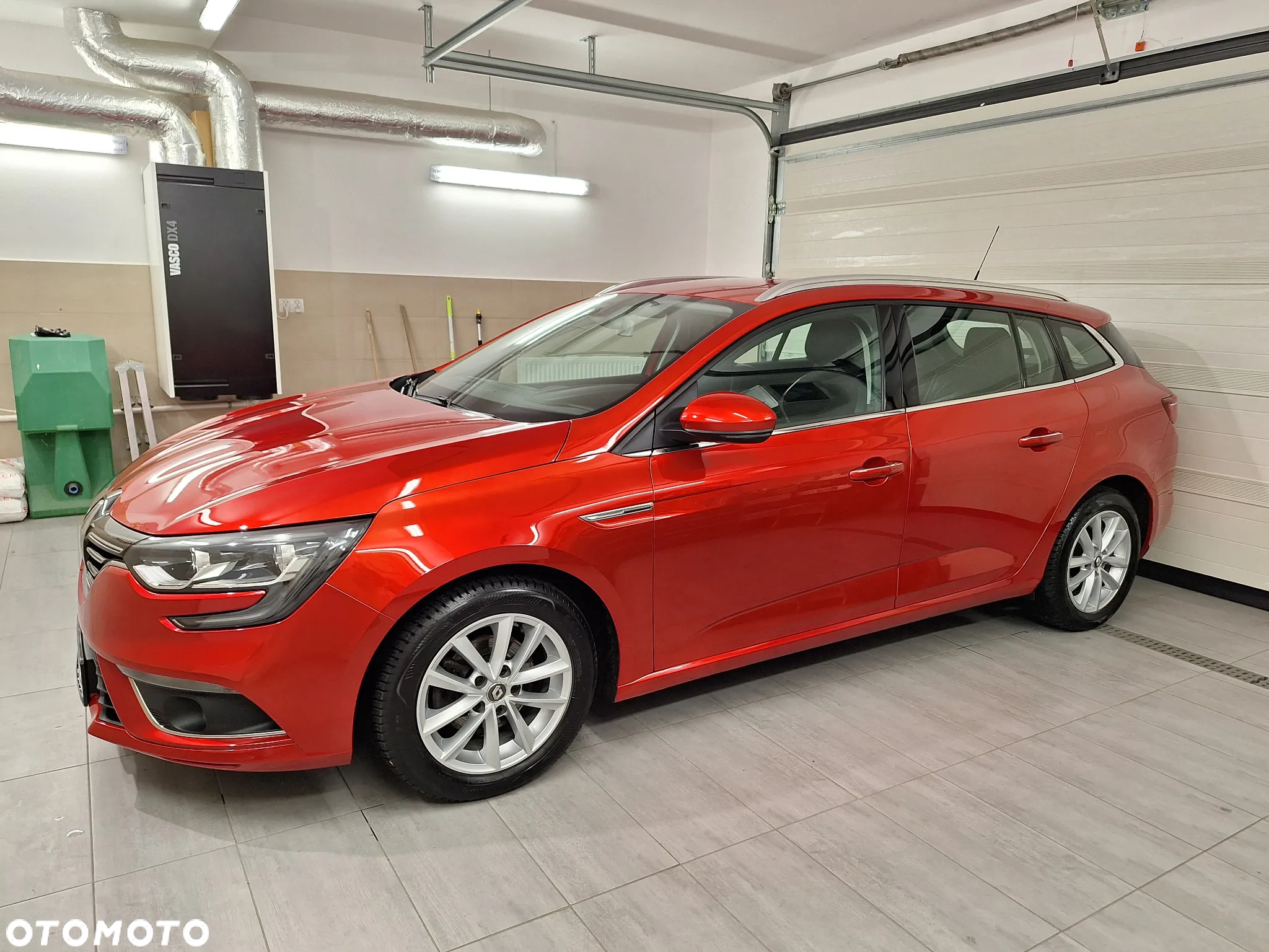 Renault Megane ENERGY TCe 130 BUSINESS - 5