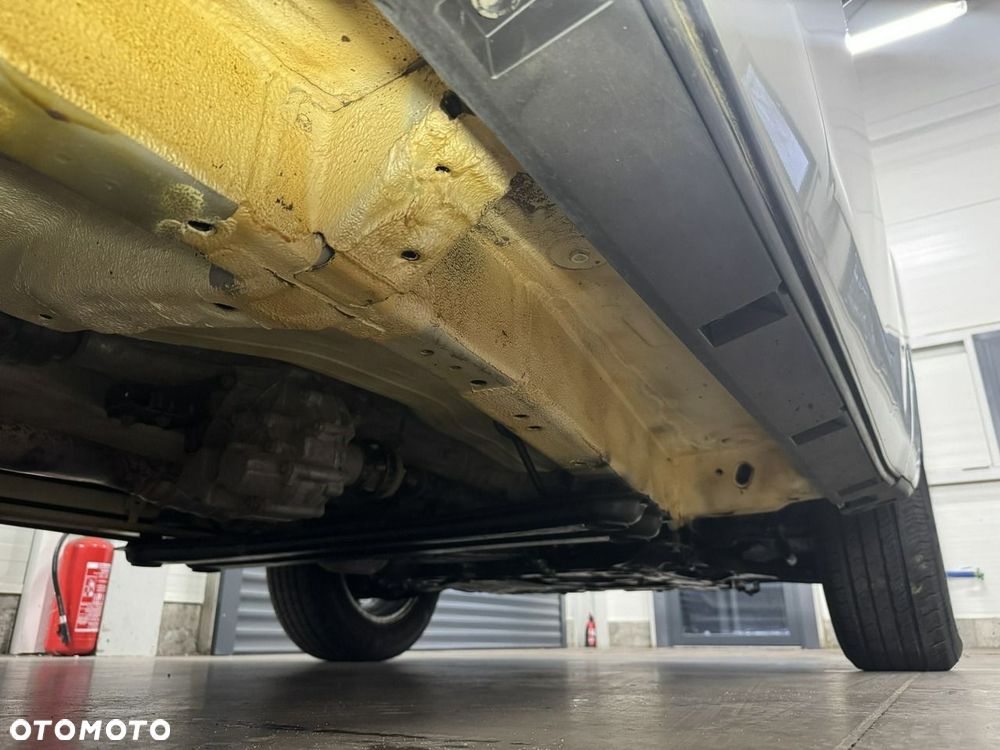 Suzuki Grand Vitara - 37
