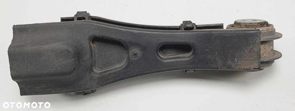 WAHACZ TYŁ TYLNY MERCEDES W176 - 3