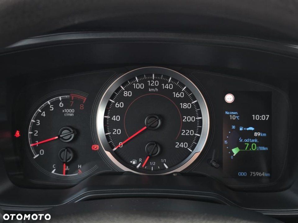 Toyota Corolla - 27