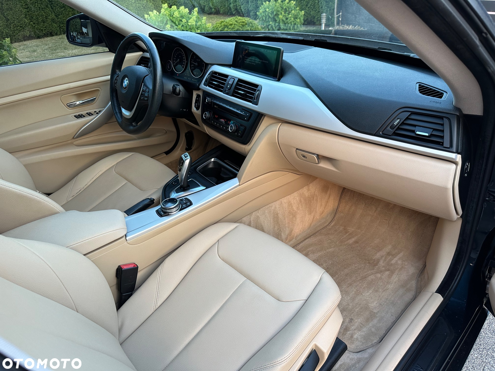 BMW 3GT 320i xDrive GT Sport-Aut Luxury Line - 35