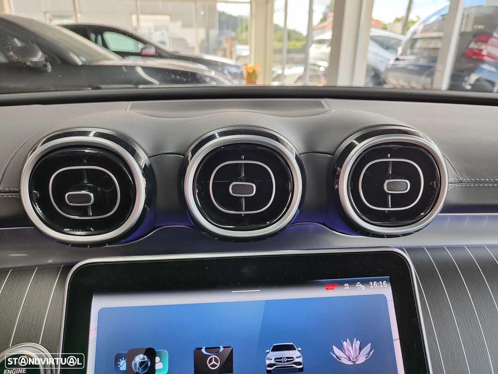 Mercedes-Benz C 300 e T 9G-TRONIC AMG Line - 29