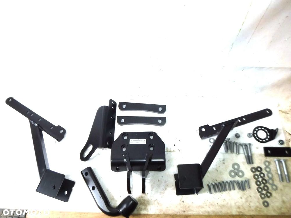 TOYOTA LAND CRUISER J150 hak holowniczy nowy oryginał - 2