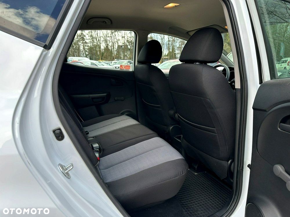 Kia Venga 1.4 CRDi M - 16