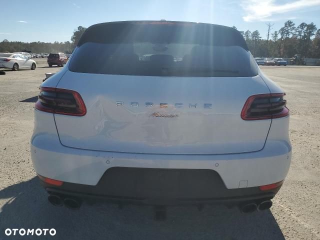 Porsche Macan - 3