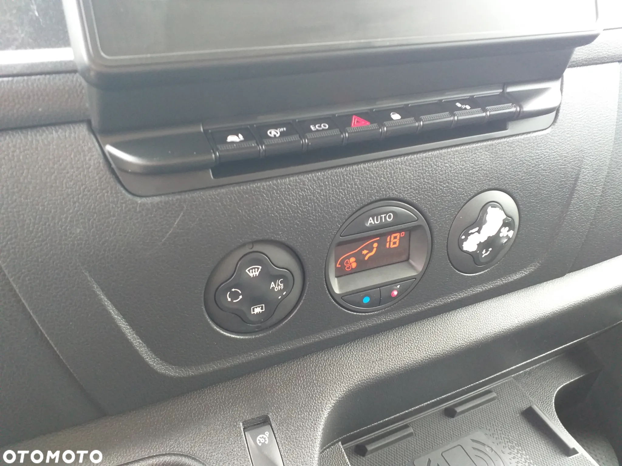 Renault MASTER TECH MAXI BRYGADÓWKA 6 OSÓB KAMERA NAVI KLIMATRONIC - 33