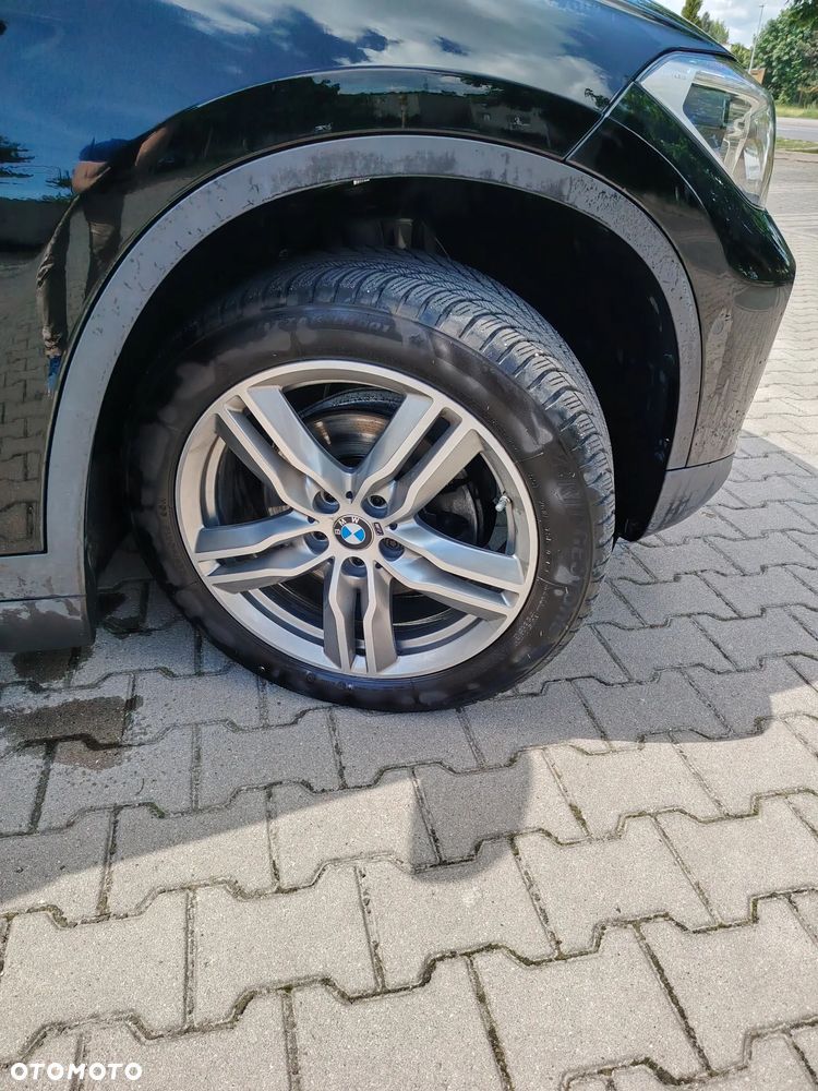 BMW X1 xDrive18d Business Edition - 4
