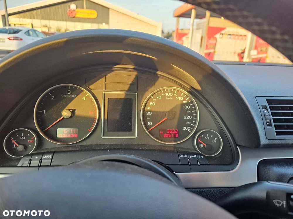 Audi A4 Limousine 1.9 TDI DPF - 10
