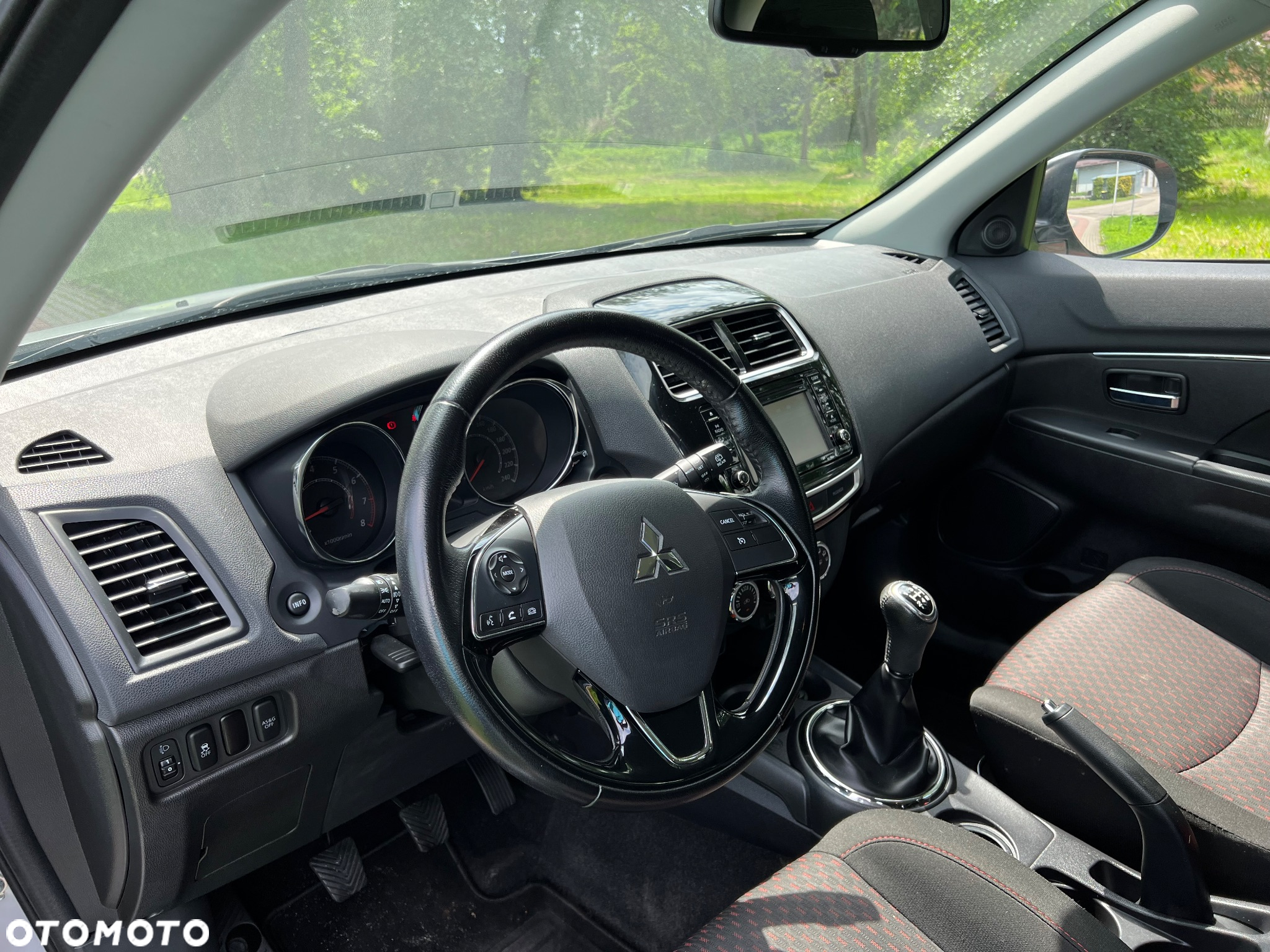 Mitsubishi ASX 1.6 2WD Diamant Edition - 14
