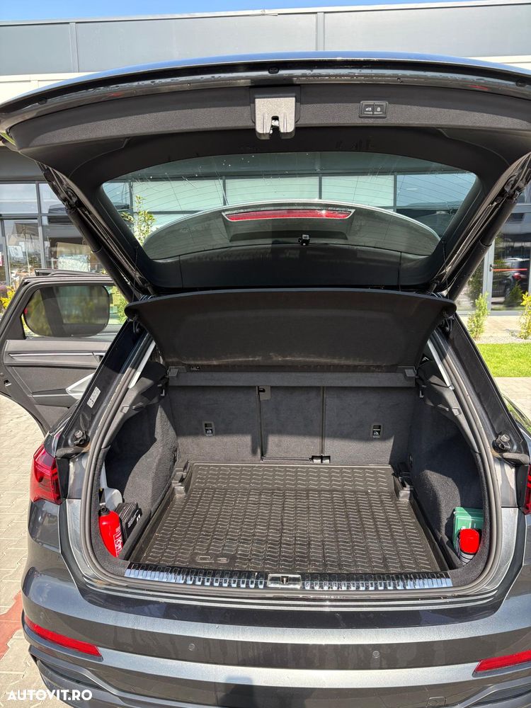 Audi Q3 - 21