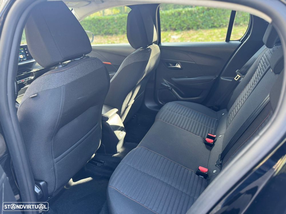 Peugeot e-208 Active Pack - 17