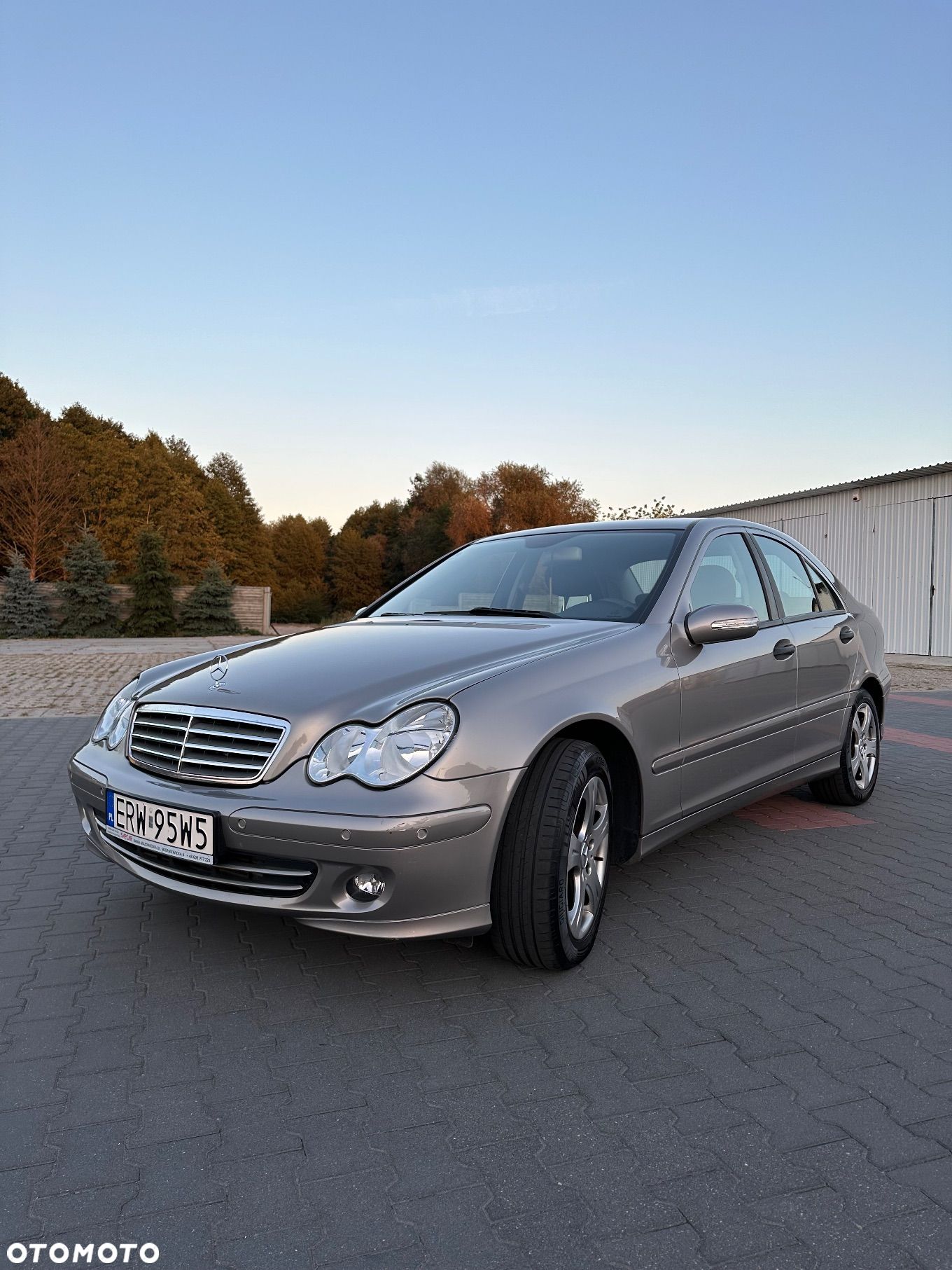 Mercedes-Benz Klasa C 180 T Kompressor Classic - 1