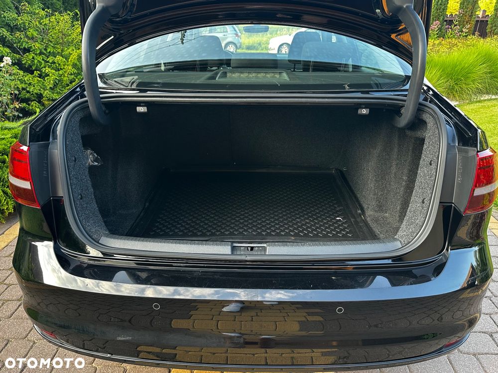 Volkswagen Jetta 2.0 TDI DPF BMT Comfortline - 9
