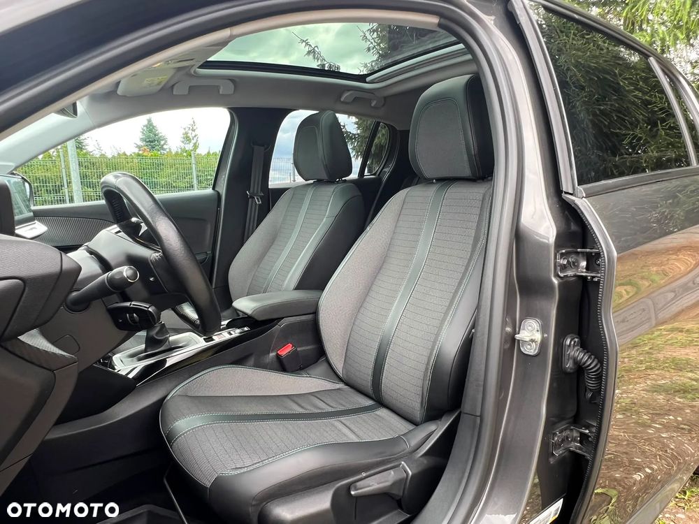 Peugeot 208 PureTech 110 Stop & Start Allure - 33
