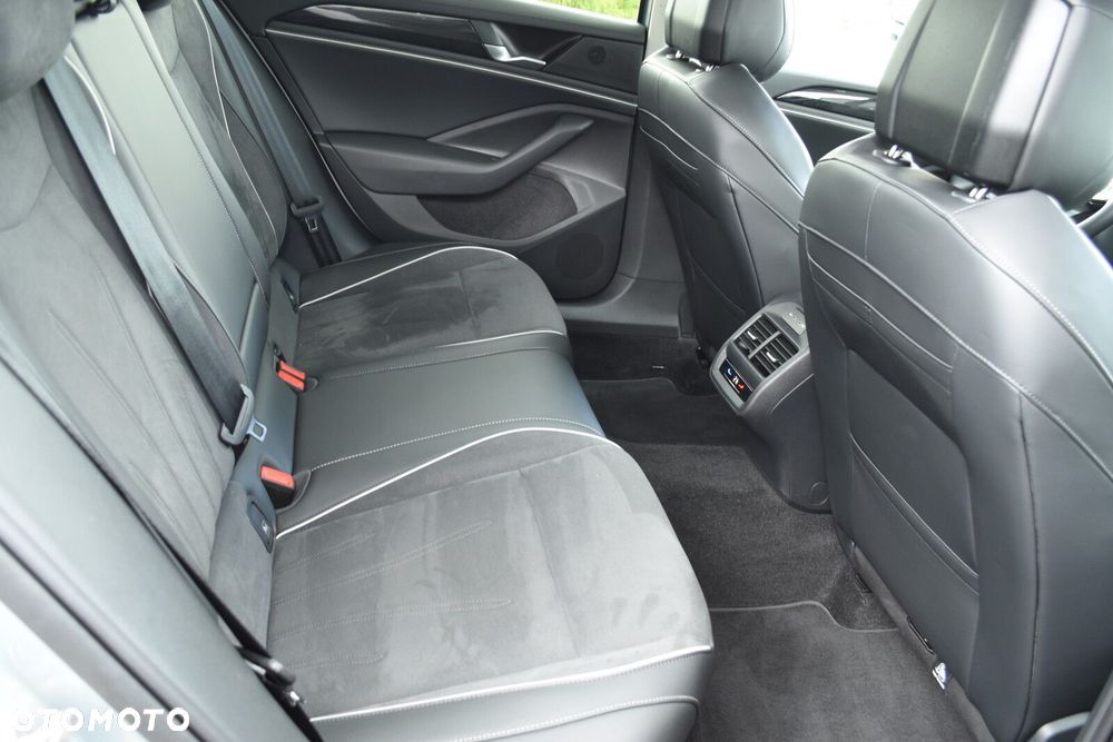 Volkswagen Passat Variant 1.5 TSI EVO Business DSG - 37