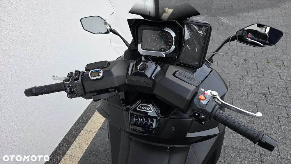 Kymco CV3 - 4