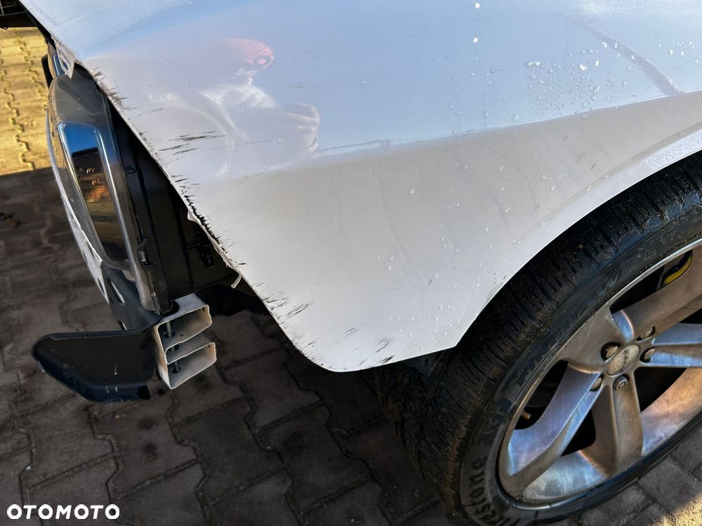 Dodge Challenger - 15