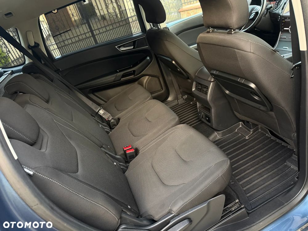 Ford S-Max 2.0 EcoBlue Titanium - 32