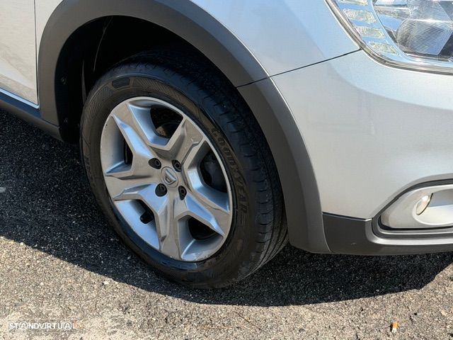 Dacia Sandero 0.9 TCe Stepway - 11