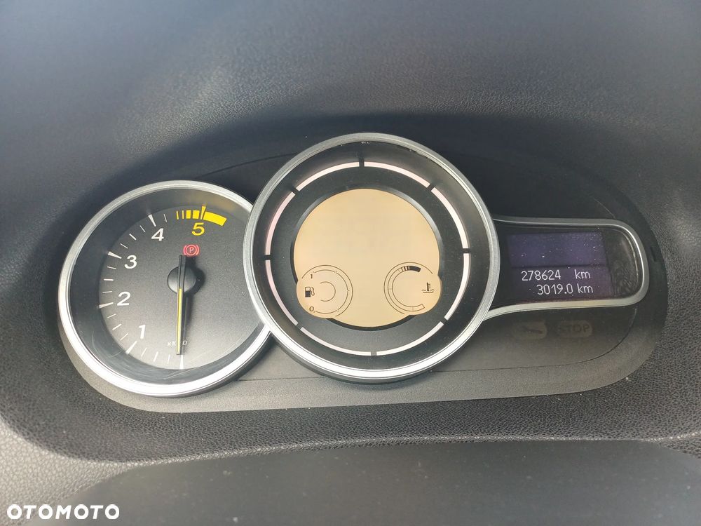 Renault Megane ver-1-5-dci-expression - 5
