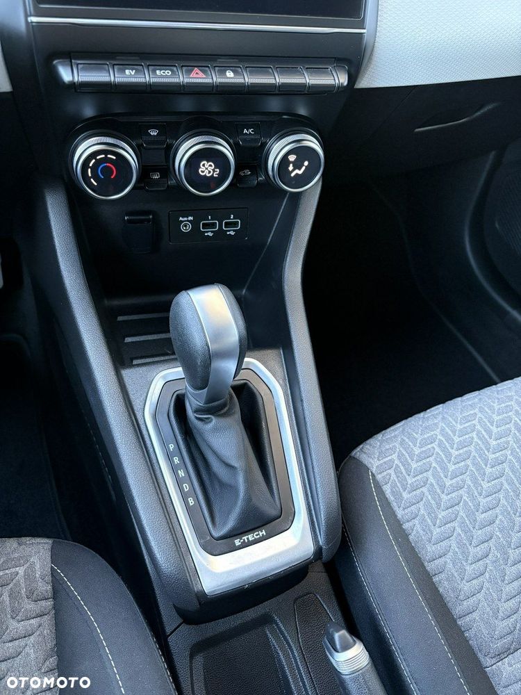 Renault Clio - 23