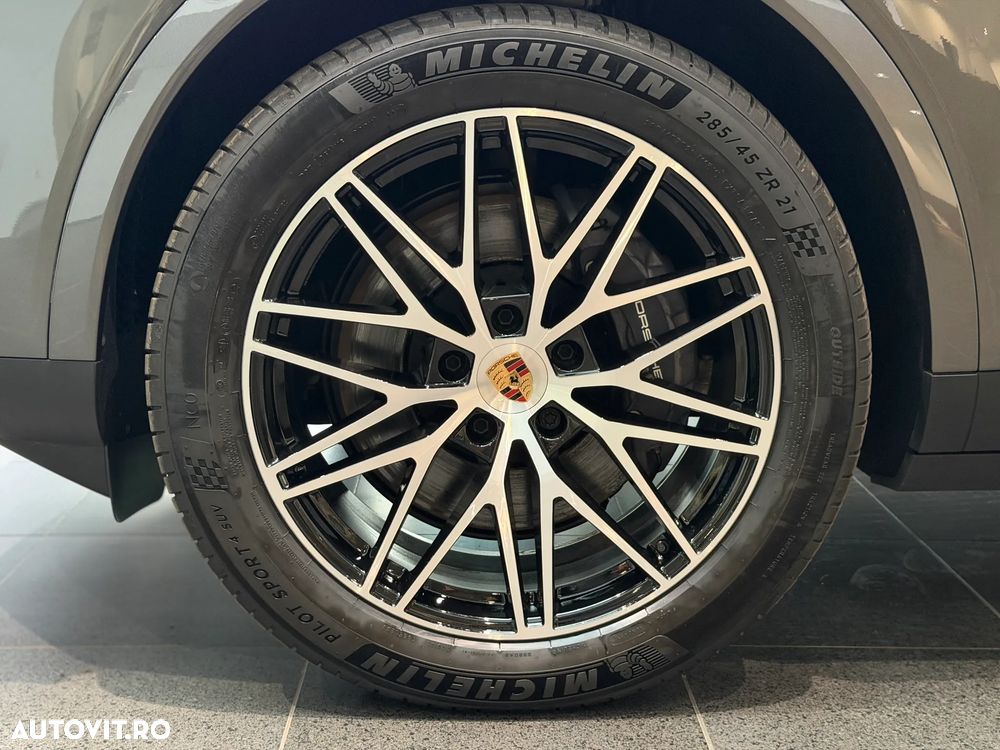 Porsche Cayenne E-Hybrid Tiptronic S - 16