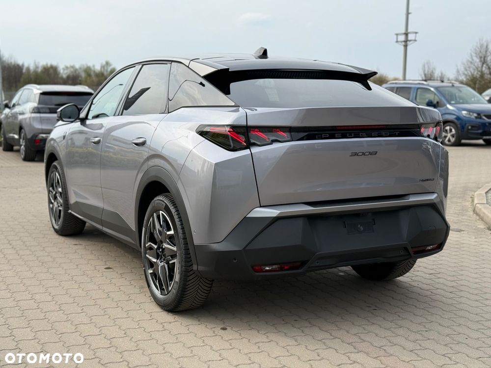 Peugeot 3008 1.2 PureTech mHEV GT Exclusive e-DCS6 - 8