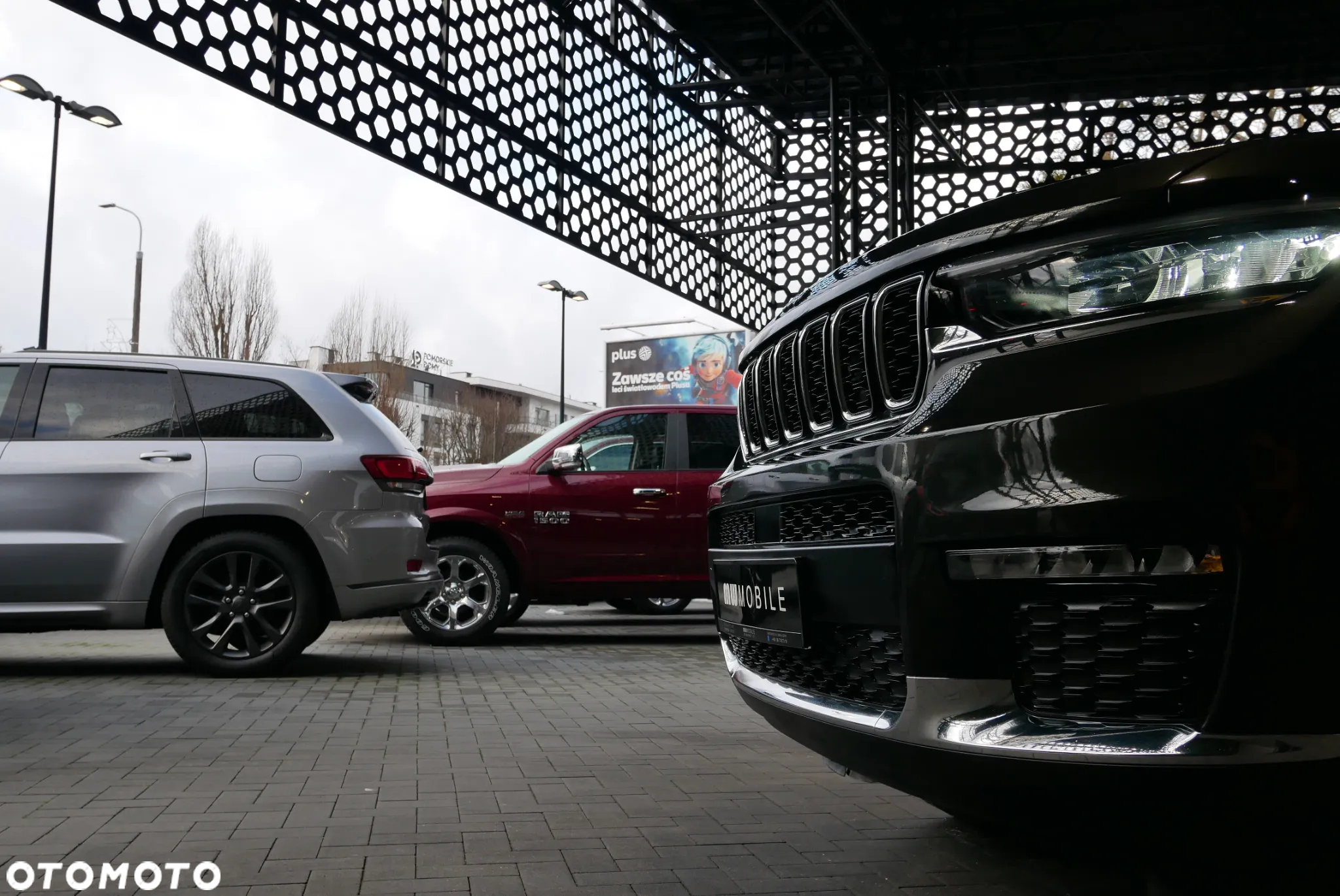 Jeep Grand Cherokee - 39