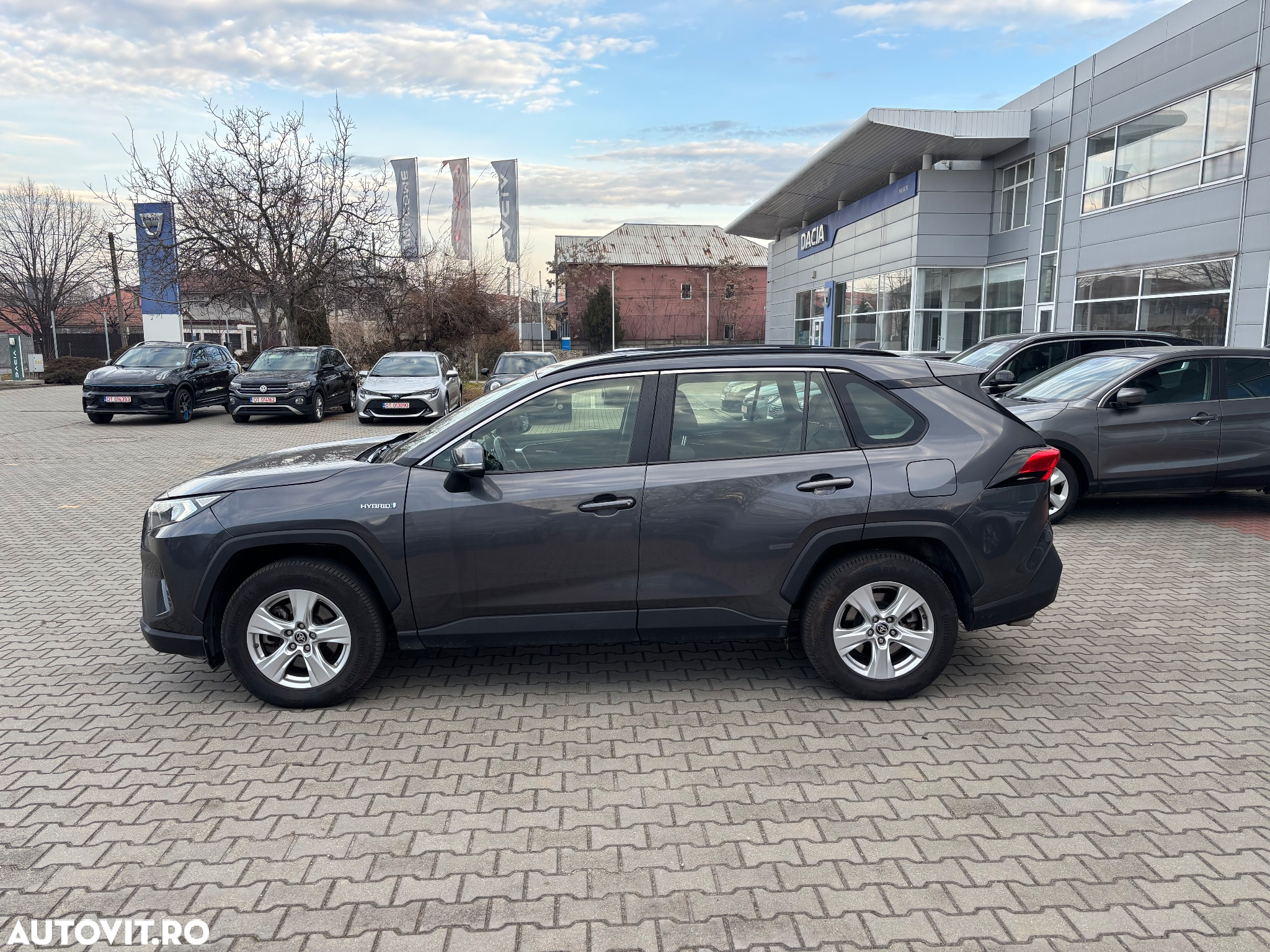 Toyota RAV4 - 7
