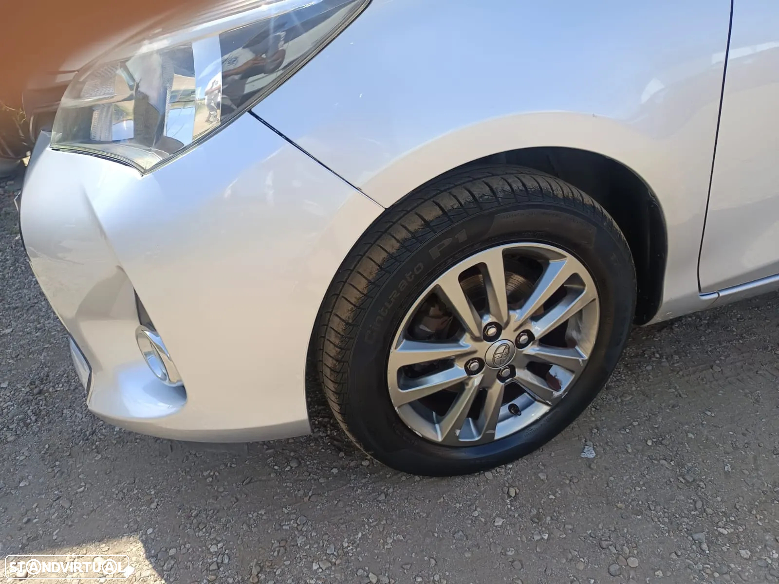 Toyota Yaris 1.4 D-4D S+PT+TP+PL+Navi - 3