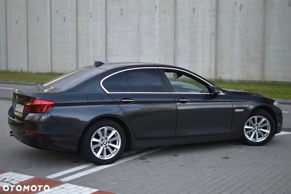 BMW Seria 5 525d Sport-Aut - 10
