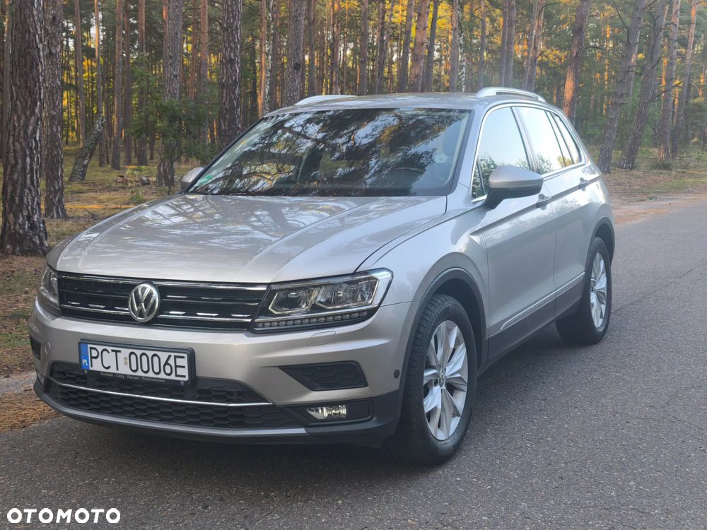 Volkswagen Tiguan - 1
