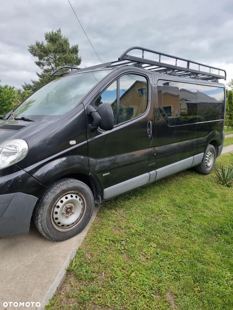 Opel Vivaro - 1