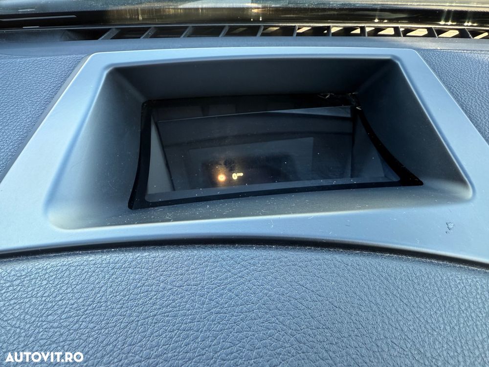 BMW Seria 5 520d Sport-Aut. - 14