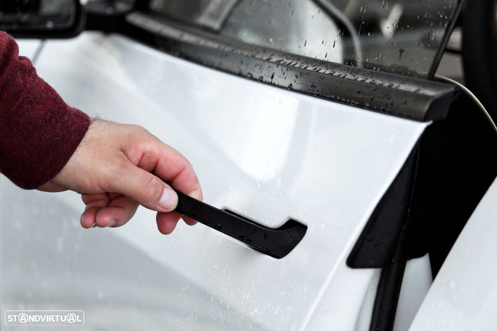 Tesla Model 3 Long Range Tração Traseira - 34