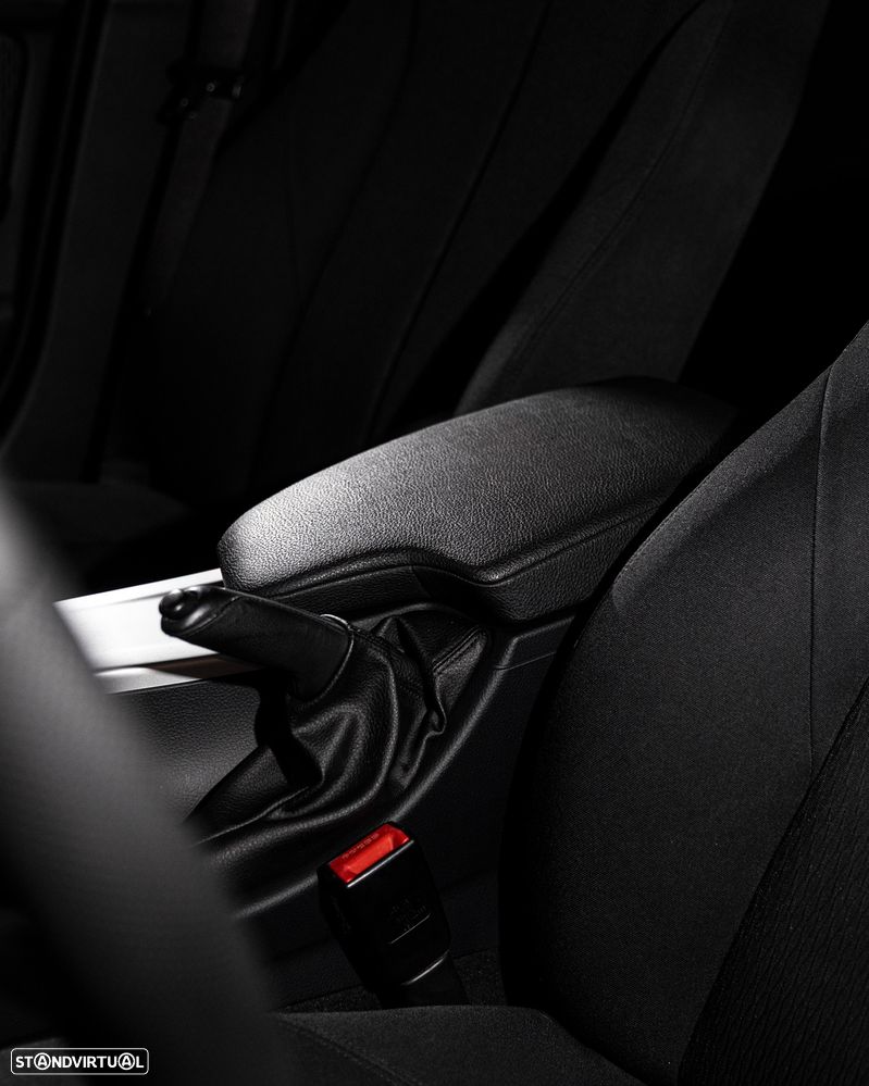 BMW 320 d Pack M - 23