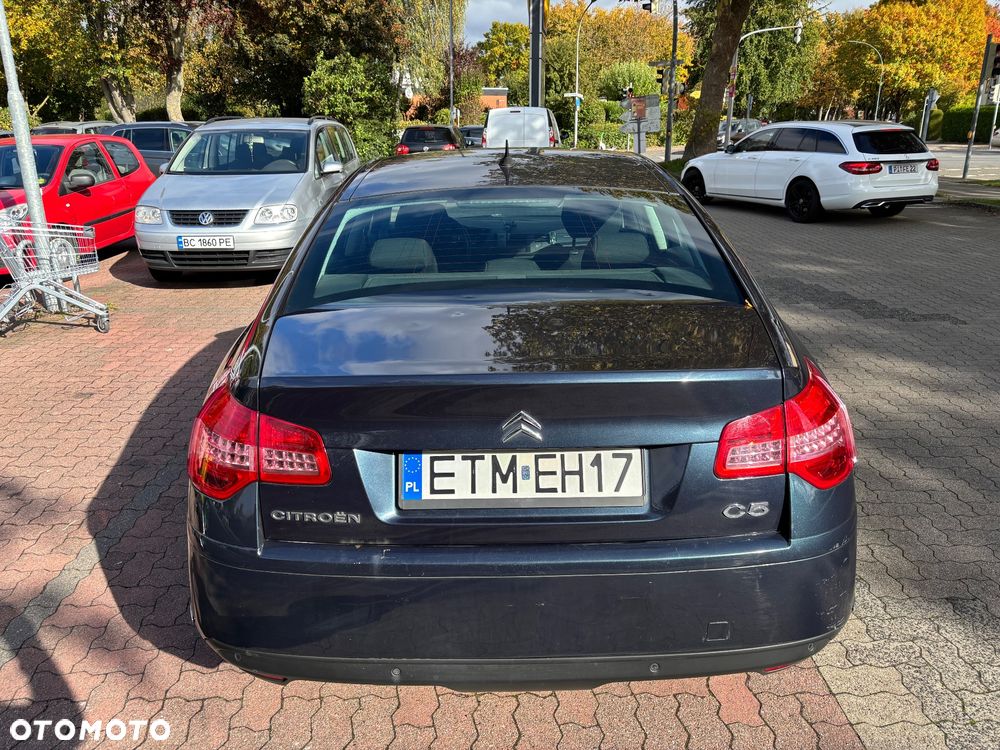 Citroën C5 2.0 HDi Confort - 4